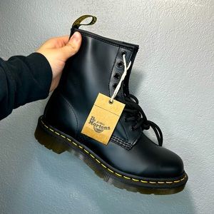 Dr. Martens 1460 Boot - Airwair